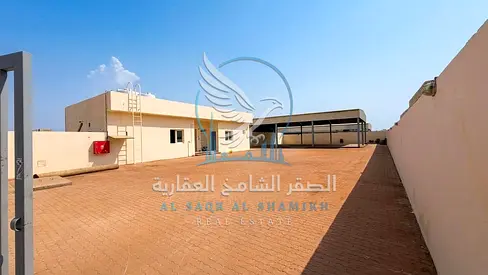 حوطه بموقع مميز | رئيسي | 10000 قدم | 3فاز | صرف | مكاتب | شيد مغطي | انترلوك بالكامل | مناسبه لاي نشاط | تسهيلات دفعات | سهوله دخول وخروج الشاحنات |