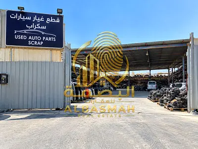 للبيع عقار صناعي (40,000قدم) الصناعيه 4 بدخل سنوي 700,000 الف درهم