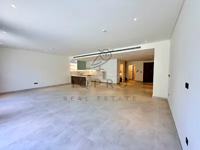 Spacious | Kitchen appliances included | Ready to move