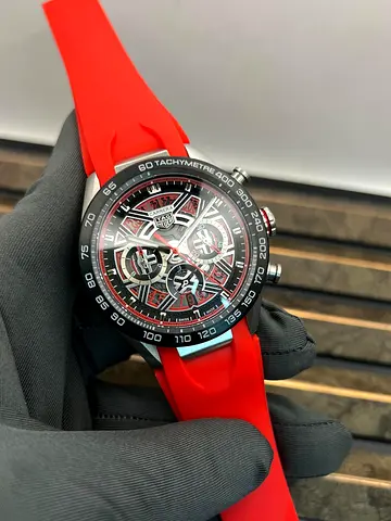 Tag Heuer Carrera-style Chronograph Master Quality Watch with Red Rubber Strap