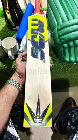 Cricket bat