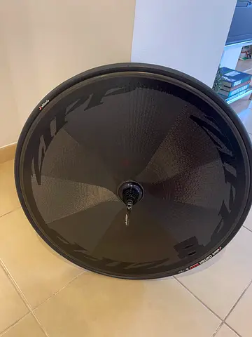 Zipp super 9 Disc Rear Wheel - Excellent Condition