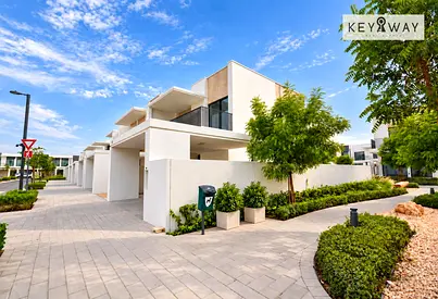 Located between Park & Pool | Ideal for Families