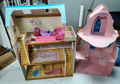 Wooden Dollhouse and Pink Frozen-Themed Doll Shelf - Used Set