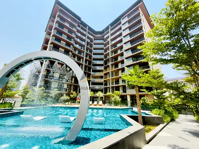 Best Aminities|High Floor - 2 Parkings |Pool View.