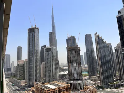 شقة فندقية بغرفتي نوم | برج باراماونت | إطلالة على برج خليفة