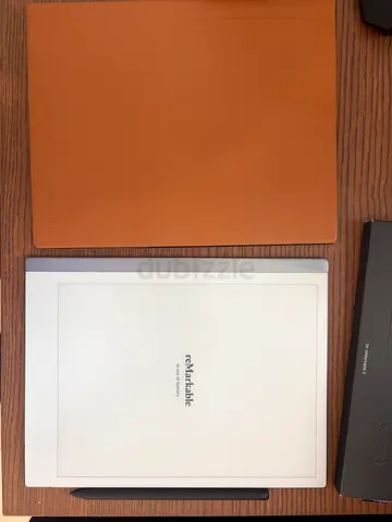 reMarkable 2 e-ink tablet with folio and marker - used max for 14 days
