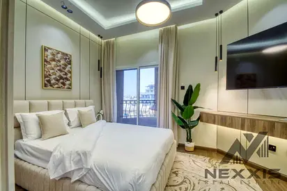 Fully Furnished | Near Circle Mall | Pool-Facing | Near Park