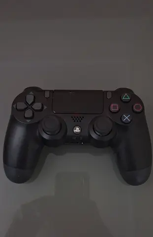 Sony DualShock 4 Wireless Controller with cable charger - Good Working Condition