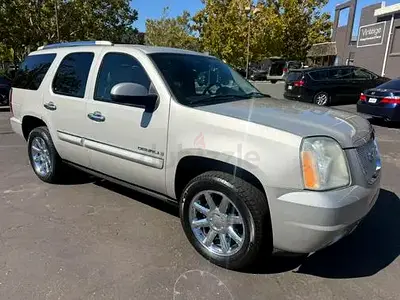 2008 GMC Yukon Denali GCC Specs