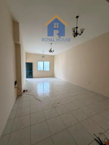 🏡 للإيجار شقة 3 غرف وصالة في التعاون – الشارقة