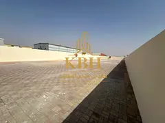 10,000 Sq. Ft. Yard for Rent in Al Sajaa Industrial Area, Sharjah | 22 KW Electricity, 2 Offices, Ki