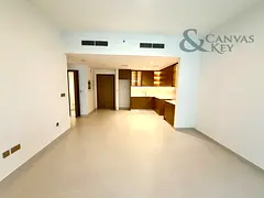 CREEK VIEW | BRAND NEW | SPACIOUS | READY
