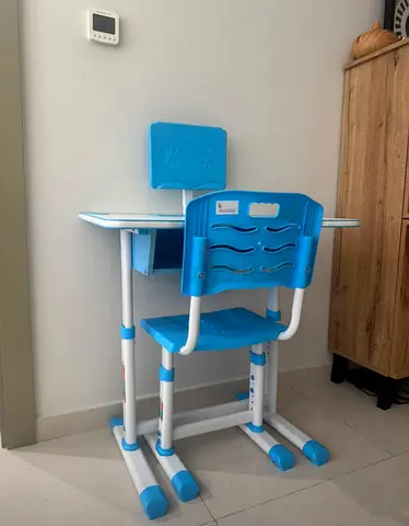 Adjustable Kids Study Desk and Chair Set - Blue