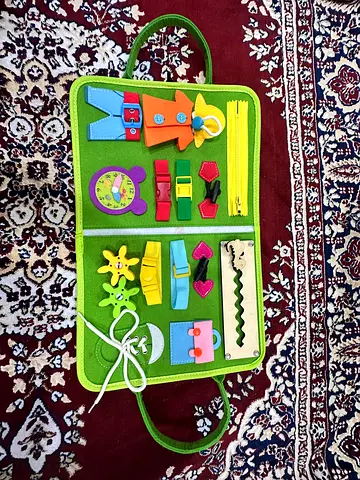 Busy book Quiet Book Activity Mat with Zips, Buckles and Laces - MONTESSORI Motor skills