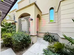Vacant| Upgraded| Basement G+2| Gated Community