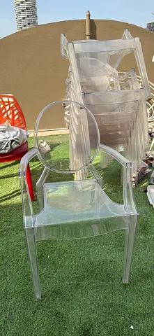 Set of 9 clear acrylic ghost chairs - good condition