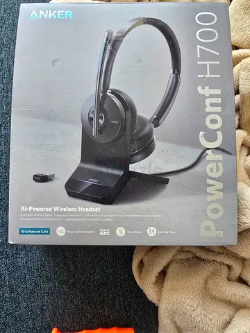 Anker PowerConf H700 Wireless Headset