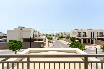 Lowest Price | 3BR Townhouse | Falcon Island