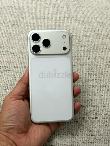 Used 2TB Apple iPhone 17 pro max (Silver) - Good Condition