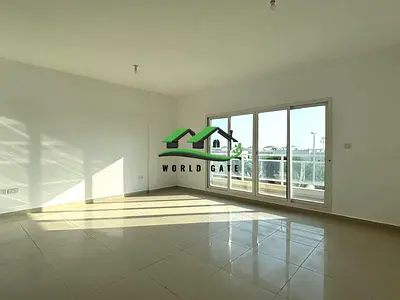 Hot Deal Street View Spacious 2BR Vacant Now