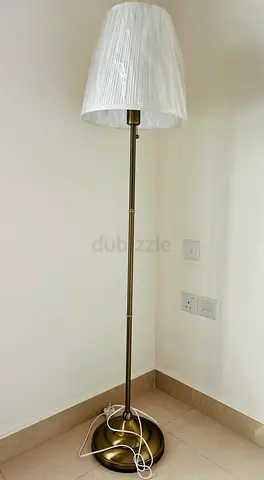 Floor lamp