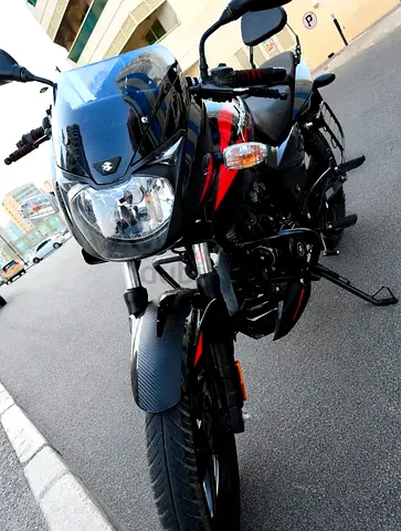 Bajaj Pulsar 180cc - 2025 ( Fixed Price AED 5300 )