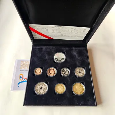 Set of Commemorative Coins in Presentation Case - Medal is sliver-Mint Box