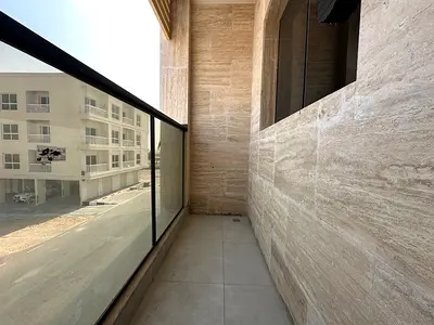 Brand new 2bhk with balcony and 2 washroom parking free price 55k