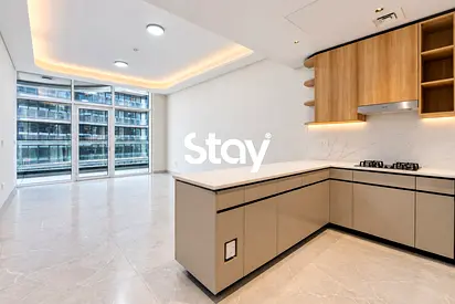 High floor | Golf views | Luxury Amenities