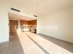 Exclusive | Appliances Included | Multiple chqs
