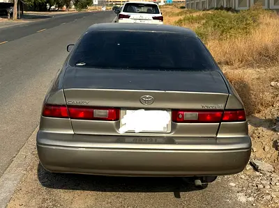 1999 Toyota CAMRY — фото 2