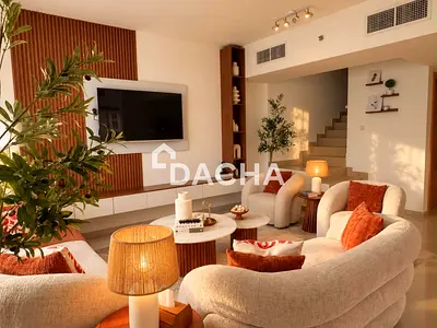 UPGRADED | DUPLEX | FURNISHED