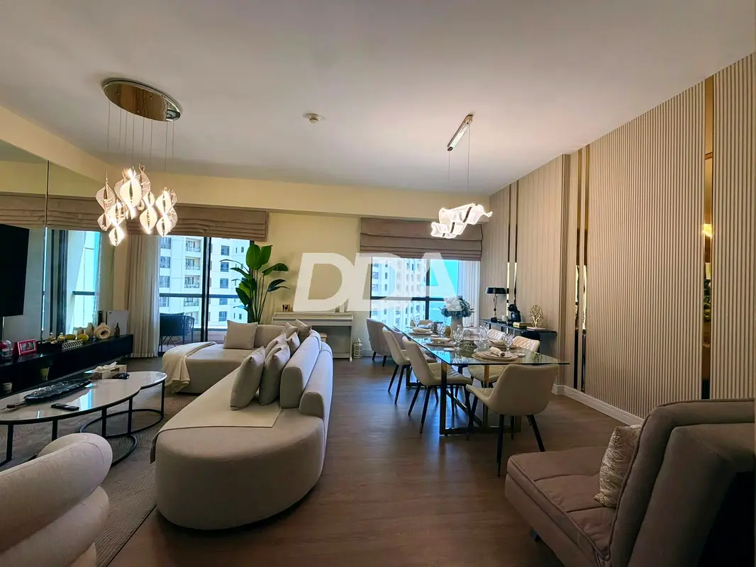 FULLY FURNISHED | PRIVATE BALCONY | PRIME LOCATION