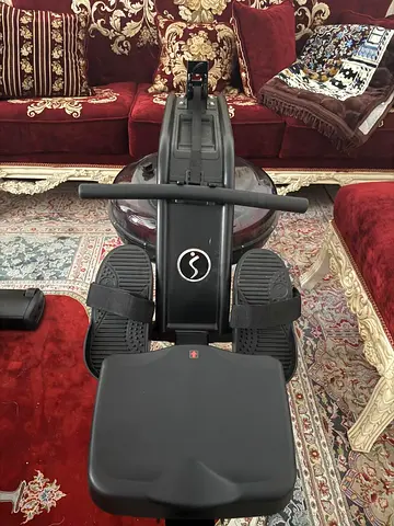 Water resistance rowing machine - good condition
