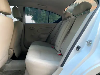 2023 Nissan SUNNY photo 10