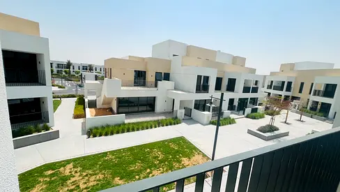 Single Row l Vacant l Unfurnished