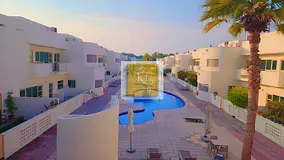 Luxury Living in Safa 2!! 6 BR + Maid room!! Pool & GYM Kids Play Area!!