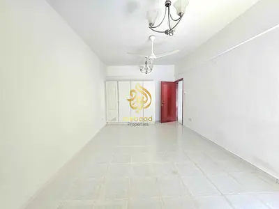 Ready to Move ! Front of Metro 2bhk available for rent • Book now!