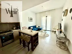 Luxurious Fully Furnished 1BHK With Balcony Parking In iconic Community