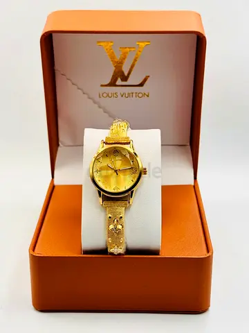 ladies wristwatch COD All Over UAE