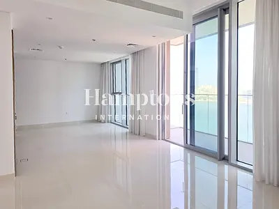Stunning Sea View | Huge Layout | Vacant