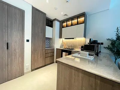 FULLY FURNISHED | COMMUNITY VIEW | LUXURY LIVING