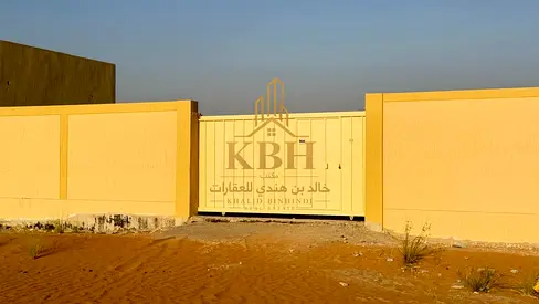 10,000 Sq. Ft. Industrial Yard with Office for Rent in Al Sajaa, Sharjah