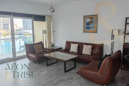 Upgraded 1BR | Corner Unit | Panoramic View