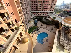 Chiller free Spacious 2BR Apartment | Downtown City View | Balcony Access