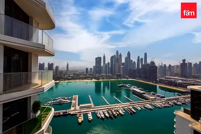 Sea View I High Floor I Private Beach Access