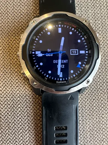 Garmin Descent Mk2 in Mint Condition