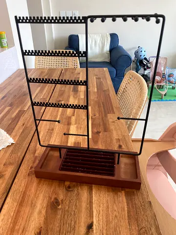 Jewelry organizer stand with wooden base - holds necklaces, earrings, rings