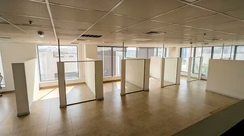 DIP | OFFICE SPACE | SPACIOUS